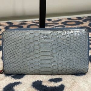 MCM Special Edition Japan Exclusive  Snake-Embossed Wallet
